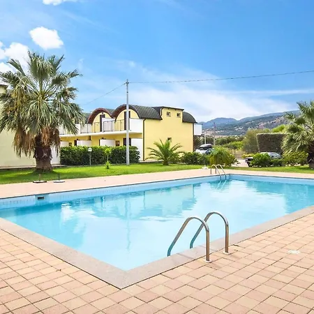 Holiday home Cozy In Isca Marina With Wifi